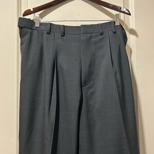 Van Heusen‎ men suit dress Pants pleat front cuff hem size 46/32 grey fine print